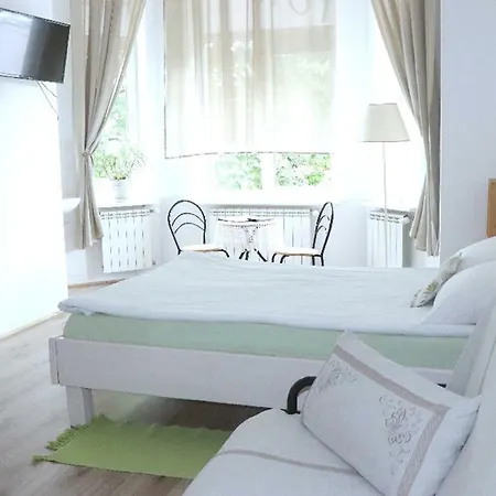 Maison Blanche Center Estalagem 3*