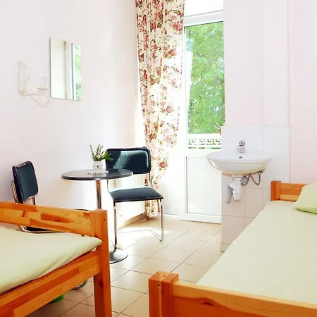 Maison Blanche Center Värdshus 3*